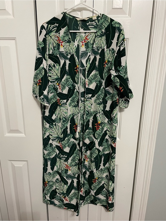 Rachel Zoe Other - Rachel Zoe Green Tropical Leaf Maxi Dress with Red Accents